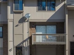 326 Ridge Point Cir, Bridgeville, PA 15017