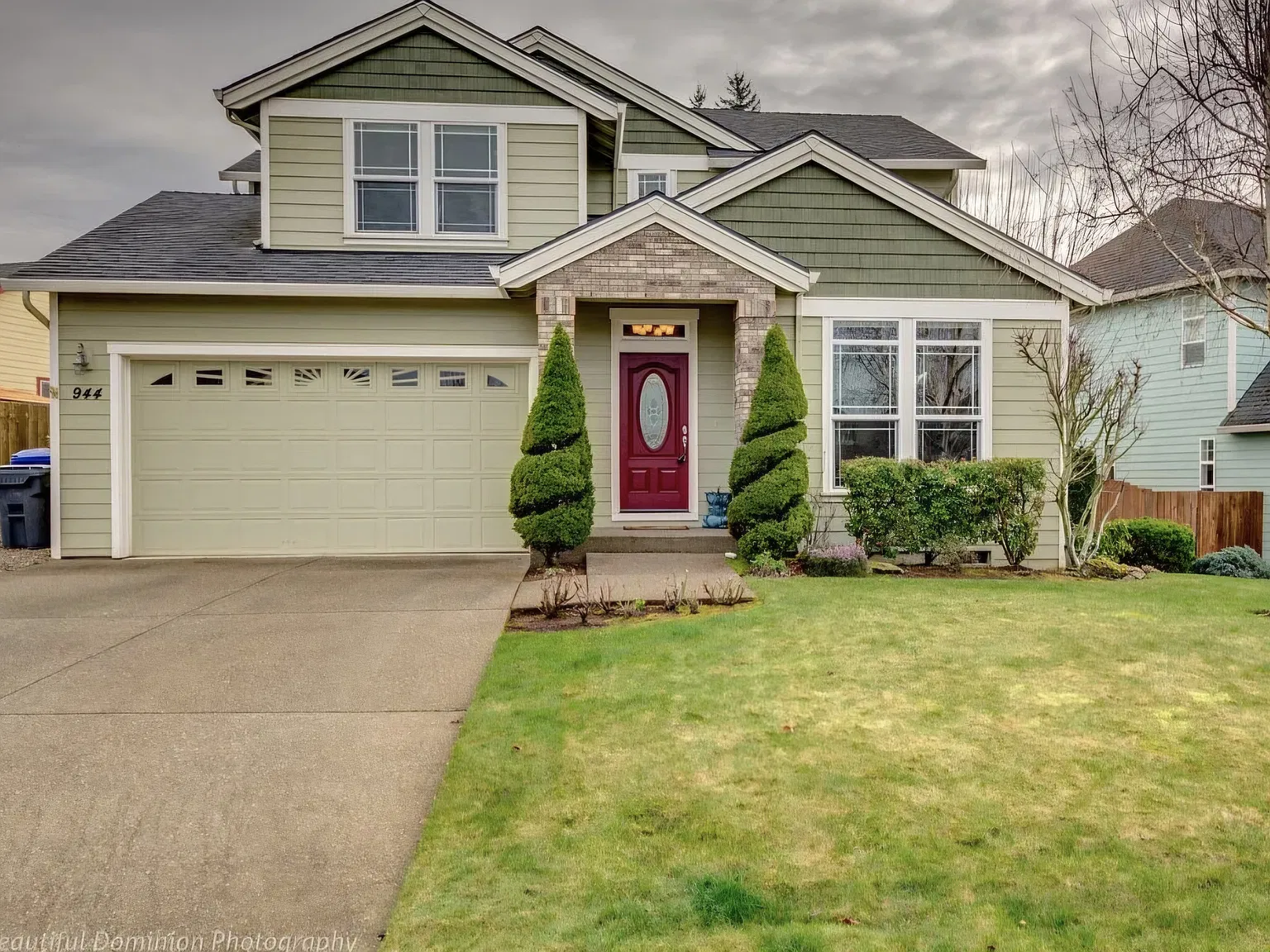 3 bed, 2.5 bath, 1951 sqft, $2,850 — Photo 1
