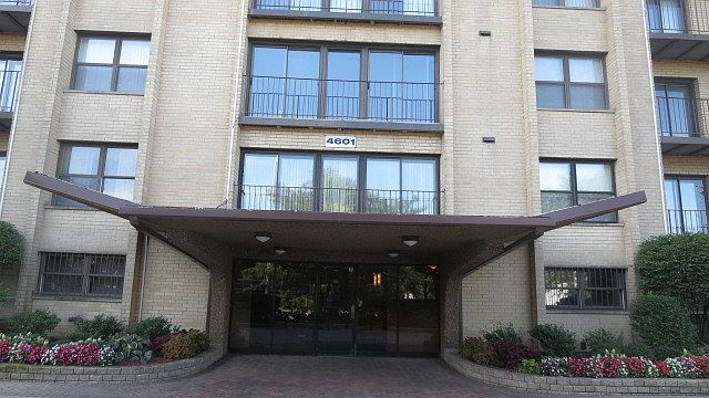 1st image of 4601 W Touhy Ave APT 507
