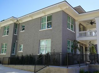 26 N McLean Blvd, Memphis, TN 38104