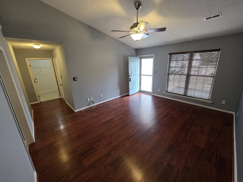 2 bed, 2.0 bath, 1092 sqft, $1,550 — Photo 4