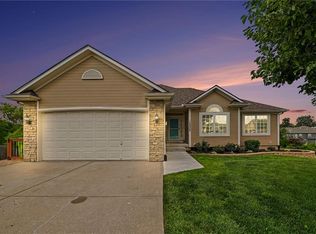16906 Meadow Creek Ct, Belton, MO 64012