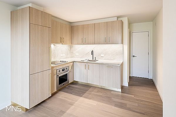 1st image of 250 W 19th St APT 7B