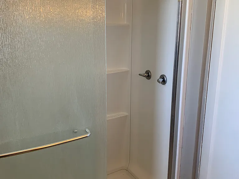 926 Ella St #4 — Photo 7