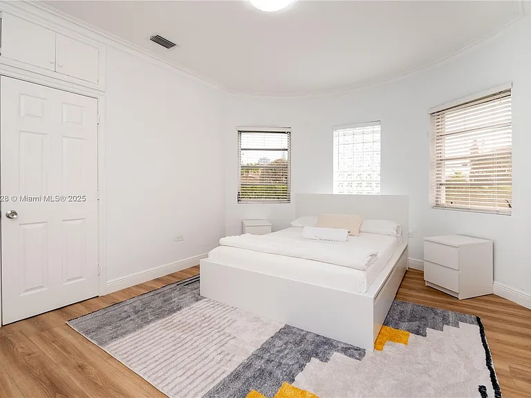 501 SW 24th Rd — Photo 19