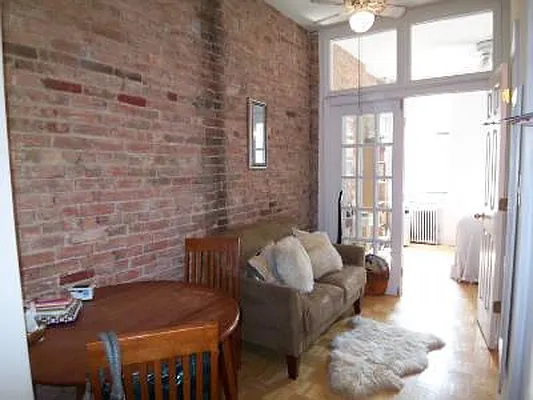 Rented by Centric New York | media 19