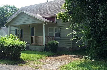 1st image of 428 Evergreen St