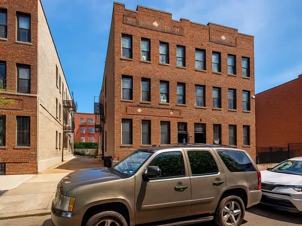 47-15 47th St, Woodside, NY 11377