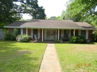 1400 E Park Ave, Palestine, TX 75801