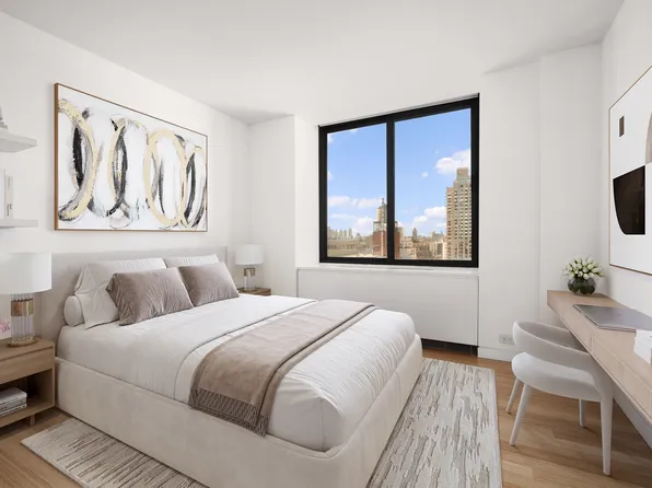 300 East 85th Street image 3 of 8