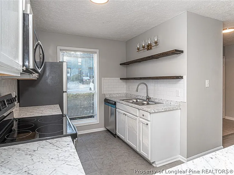 5717 Aftonshire Dr — Photo 10