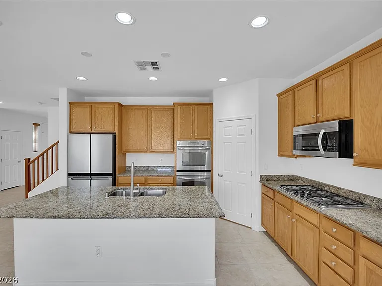 3067 Varenna Ridge Ave — Photo 13