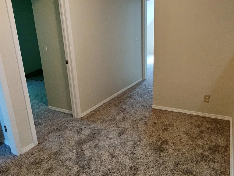 5005 S Poplar Ave — Photo 18