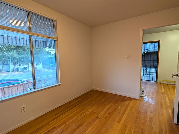 2nd image of 1619 Ashby Ave APT 1
