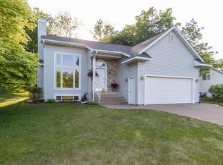 1610 E Bos Creek Dr, Wausau, WI 54401