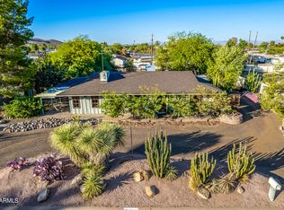 3046 E Charter Oak Rd, Phoenix, AZ 85032