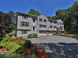 31 Chandler Rd, Burlington, MA 01803