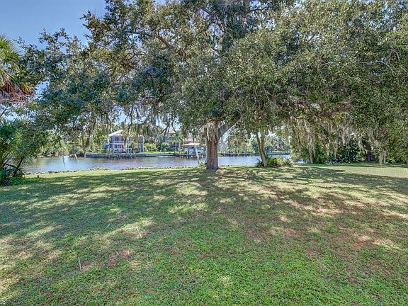 2nd image of 27181 Harbor Dr