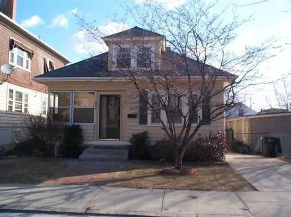 59 Lawn St, Providence, RI 02908