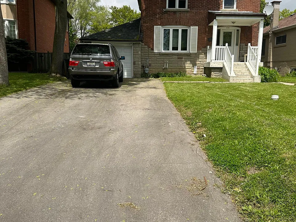 116 Pemberton Ave