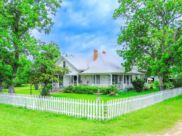 12414 Rock Creek Rd, Waco, TX 76708