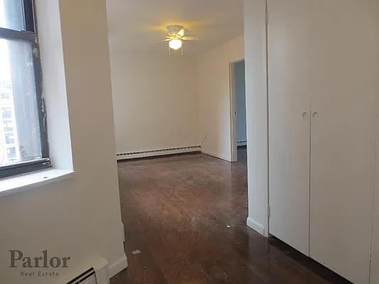 Rented by Parlor Real Estate Corp | media 4