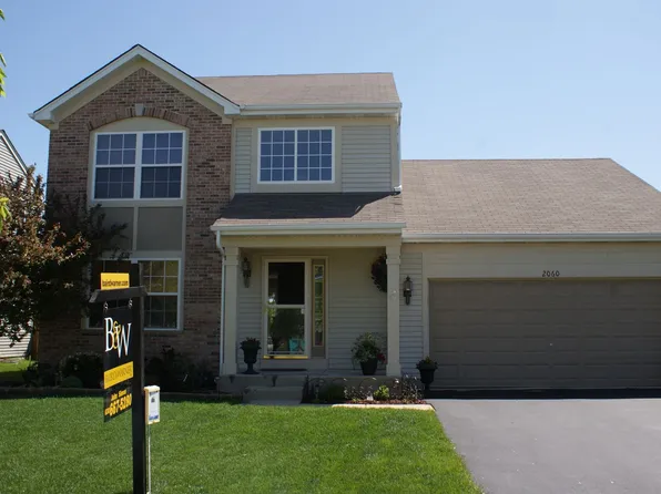 2060 Lyndhurst Ln, Aurora, IL 60503