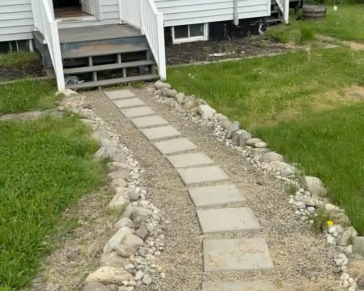 14 Norman Ln — Photo 1