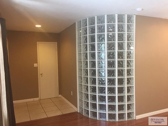 2nd image of 2813 Lotus St #18