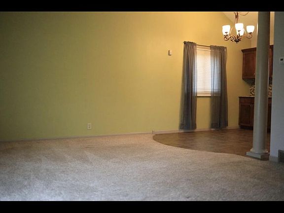 4th image of 10104 S 14th St