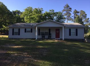 7926 D Alemberte Rd, Sneads, FL 32460