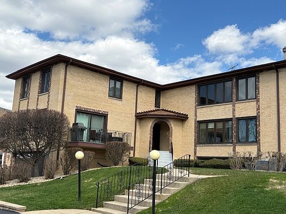 2nd image of 10355 Parkside Ave APT 4