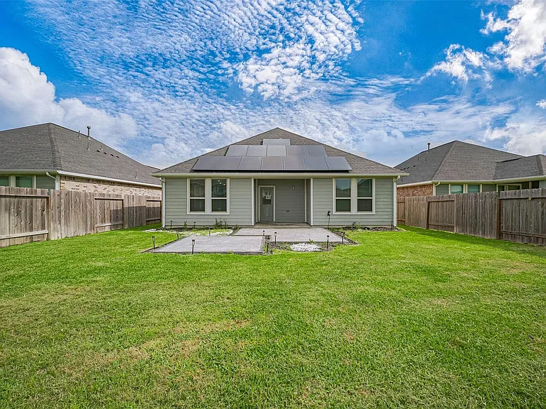 31415 Conover Dr — Photo 45