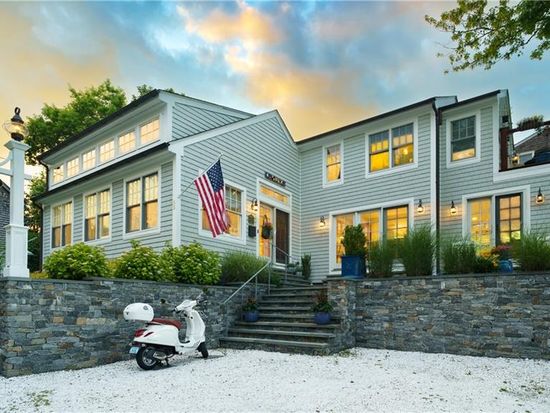 65 Water St, East Greenwich, RI 02818