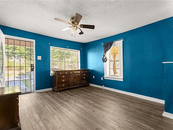 3rd image of 408 Rawls Ave