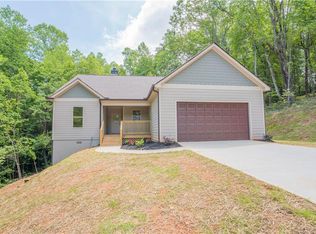 55 Stacy Dr, Cleveland, GA 30528
