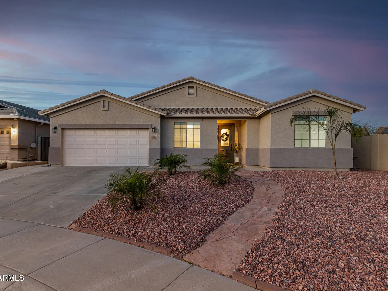 5 bed, 3.0 bath, 2594 sqft, $3,500 — Photo 1