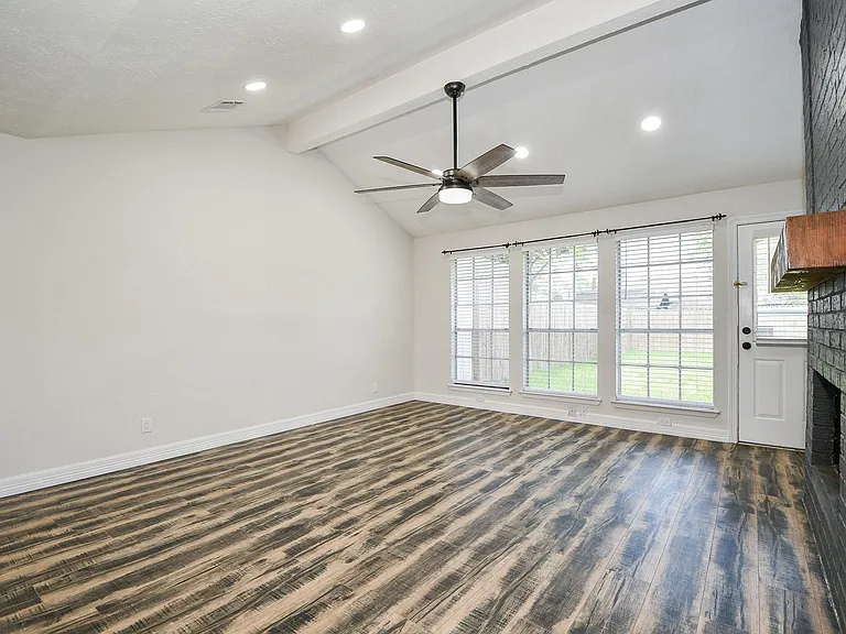 13910 Bonnercrest Dr — Photo 6