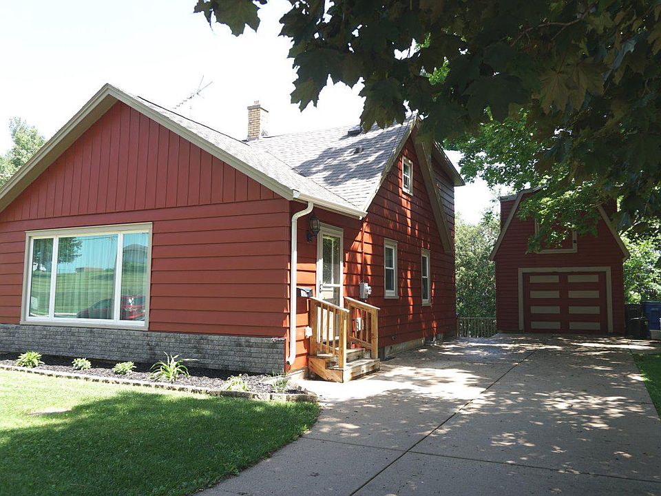 127 South Concord Ave, Watertown, WI 53094 Zillow