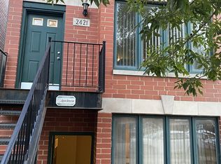 2421 W Taylor St #3, Chicago, IL 60612