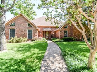 1026 Magnolia Dr, Carrollton, TX 75007