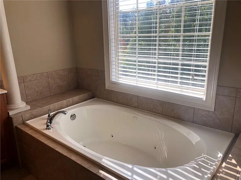 10240 Billings Pointe — Photo 49