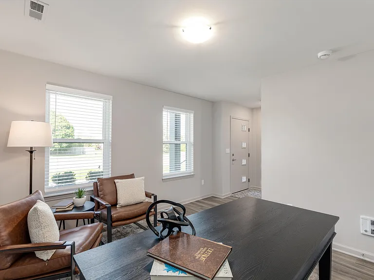 3032 Hydrangea Ln — Photo 5
