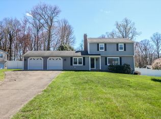 50 Ridgedale Rd, Bethel, CT 06801