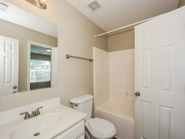 4617 Ravenwood Loop — Photo 16