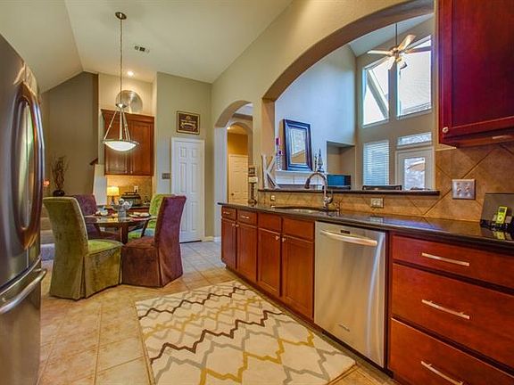 4th image of 4526 Hearthstone Dr
