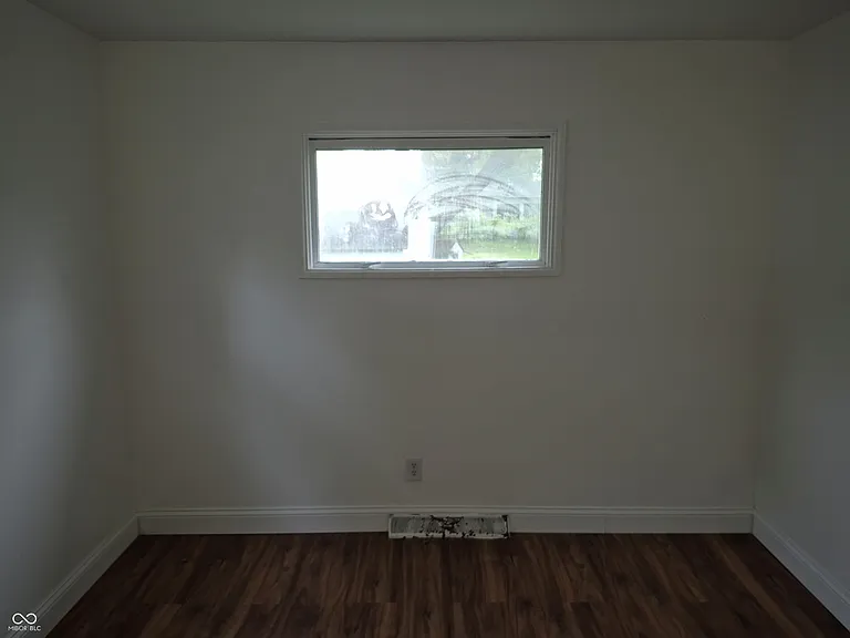 2725 Kristen Dr W — Photo 11
