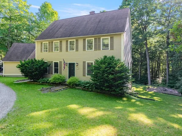 95 Stone Wall Lane, Charlotte, VT 05445