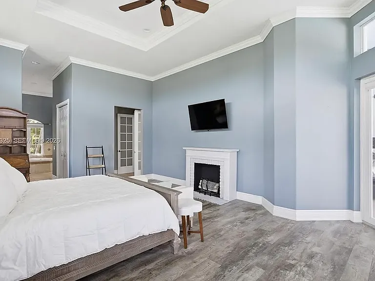 20401 SW 48th Pl #20401 — Photo 11