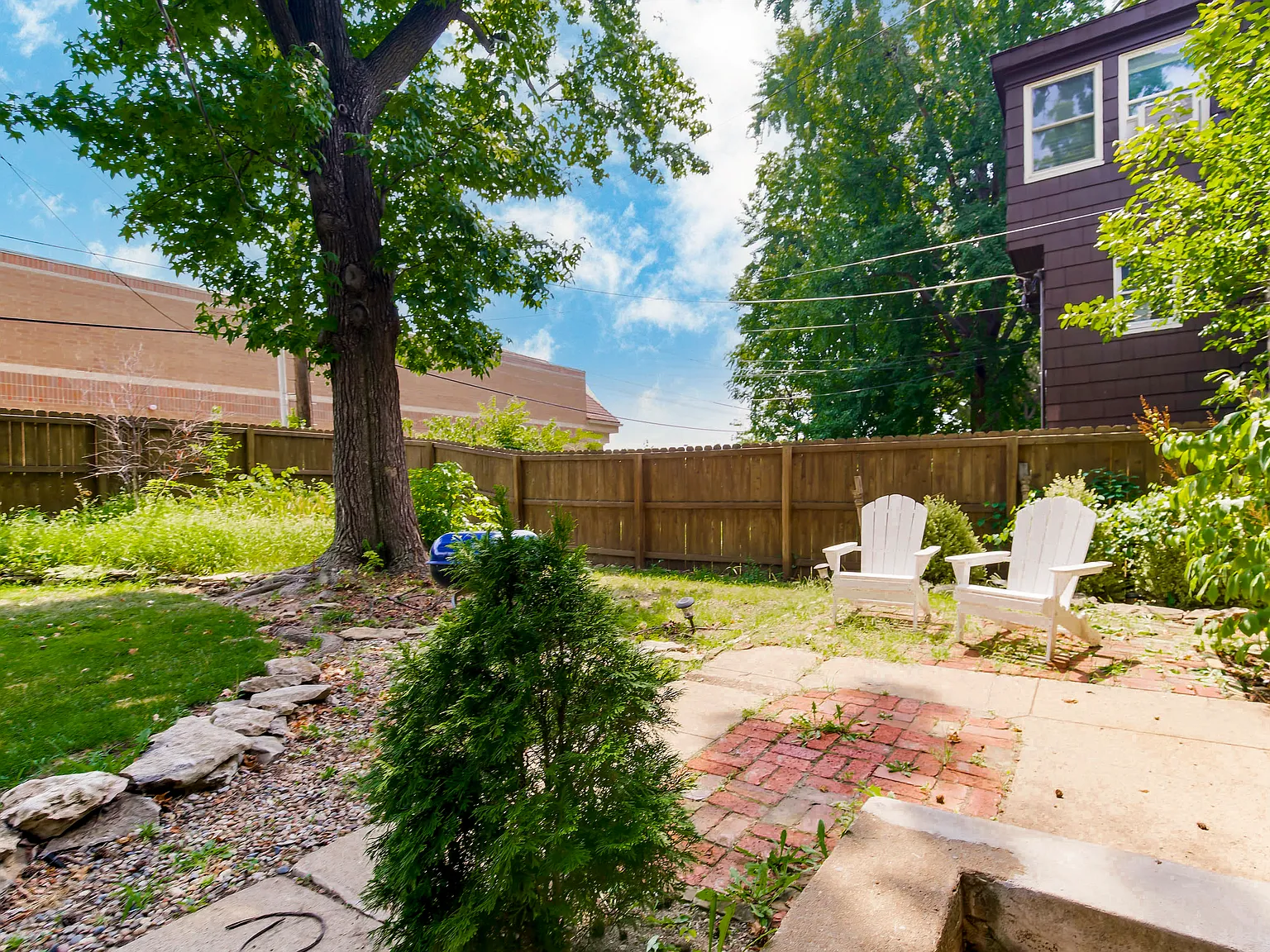 2 bed, 1200 sqft, $1,600 — Photo 3